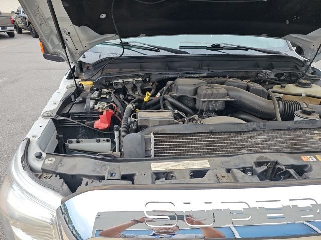 Used 2016 White Ford Lariat image 20
