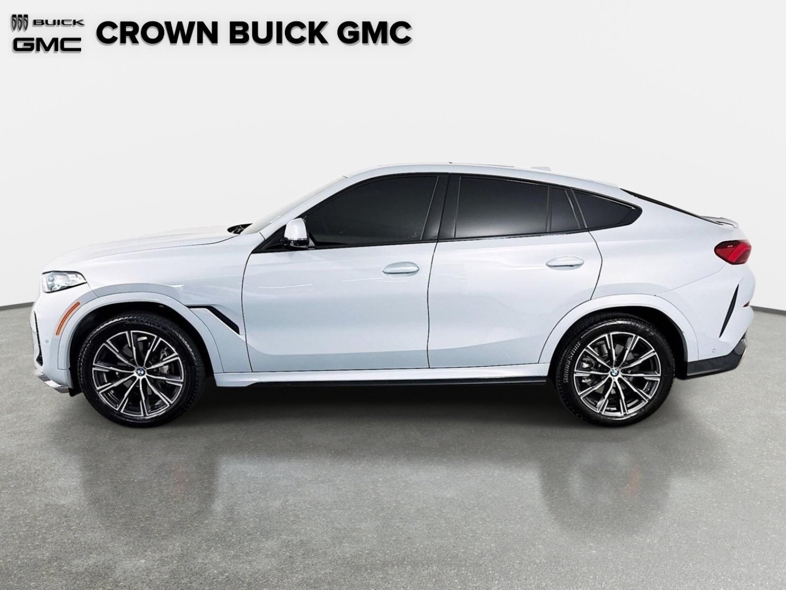 Used 2025 Gray Metallic BMW xDrive40i image 8