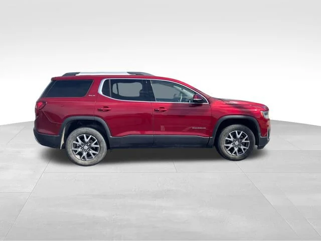 Used 2023 Volcanic Red Tintcoat GMC SLE image 4