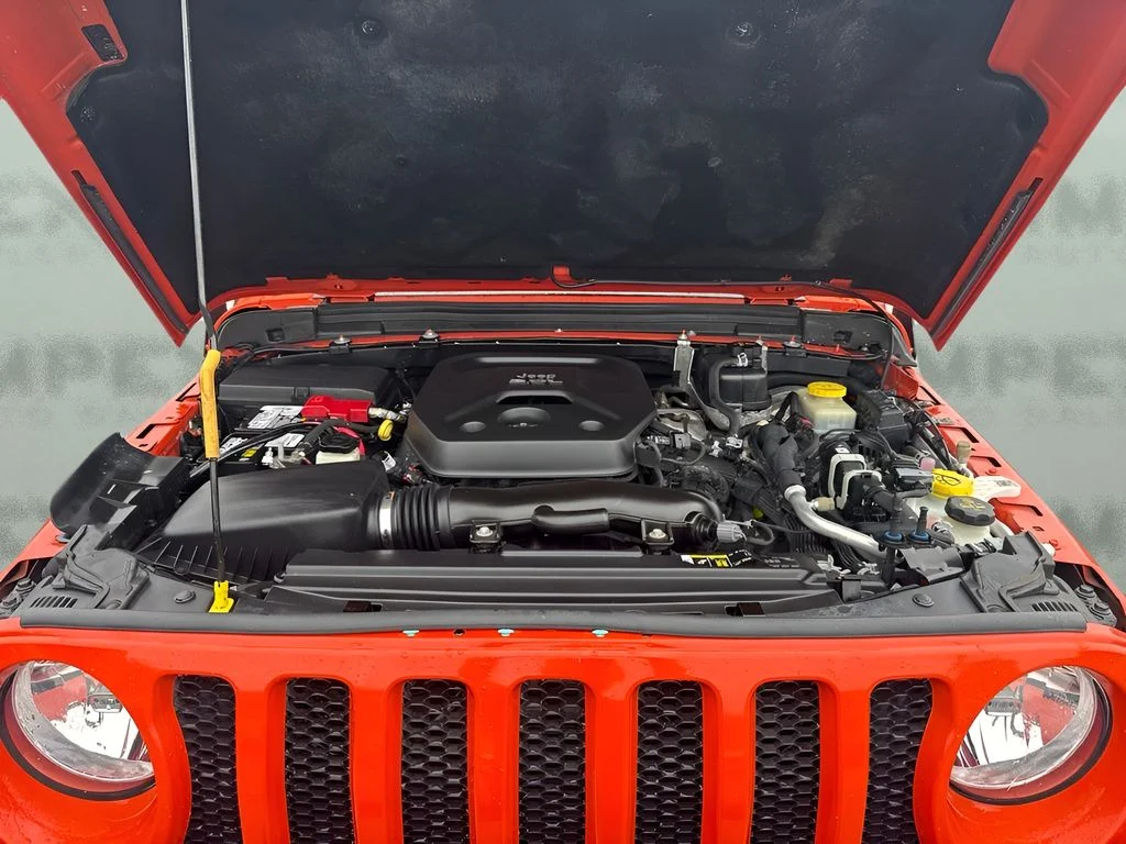 Used 2018 Orange Jeep Unlimited Sport S image 20