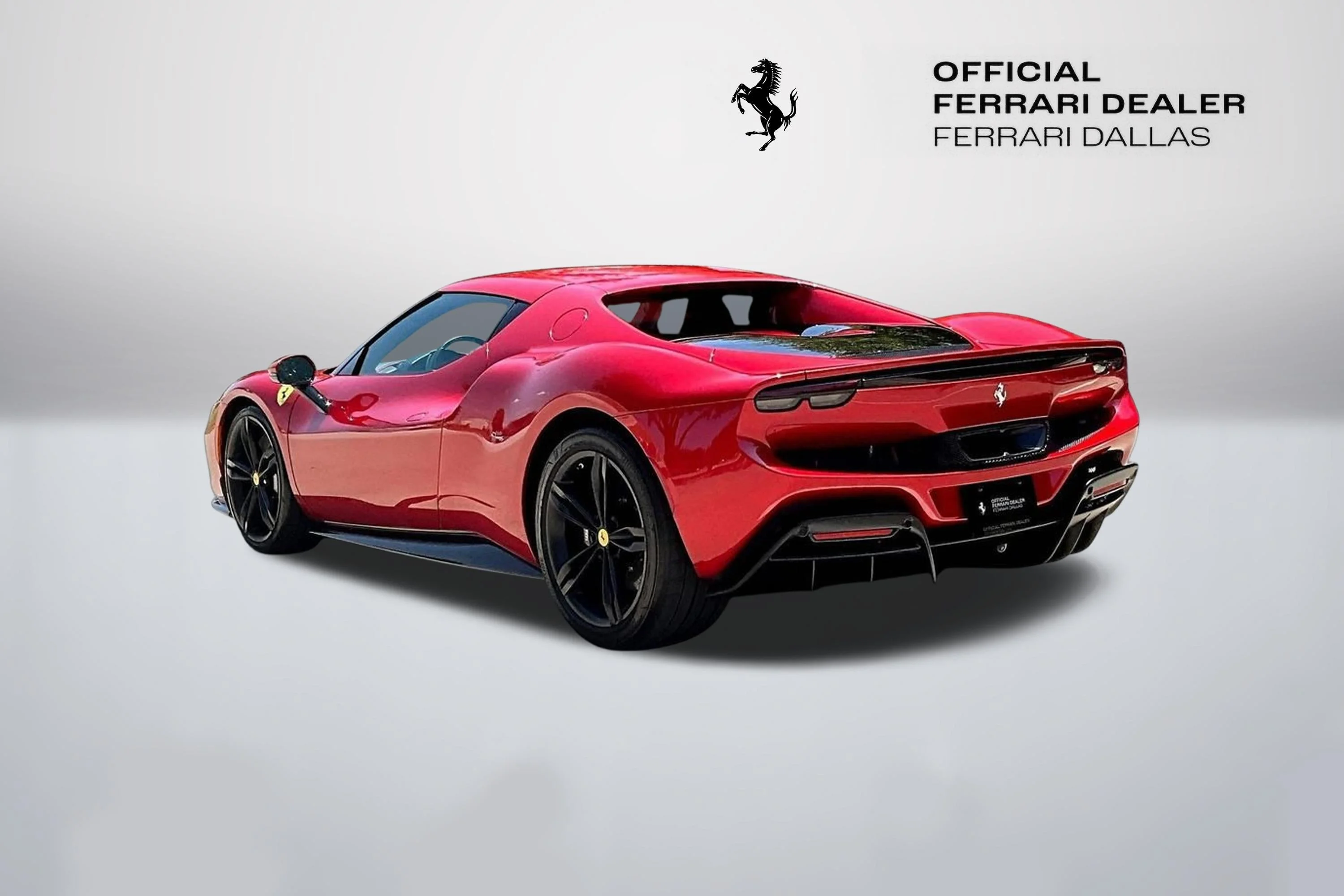 Used 2022 Rosso Imola Ferrari  image 5