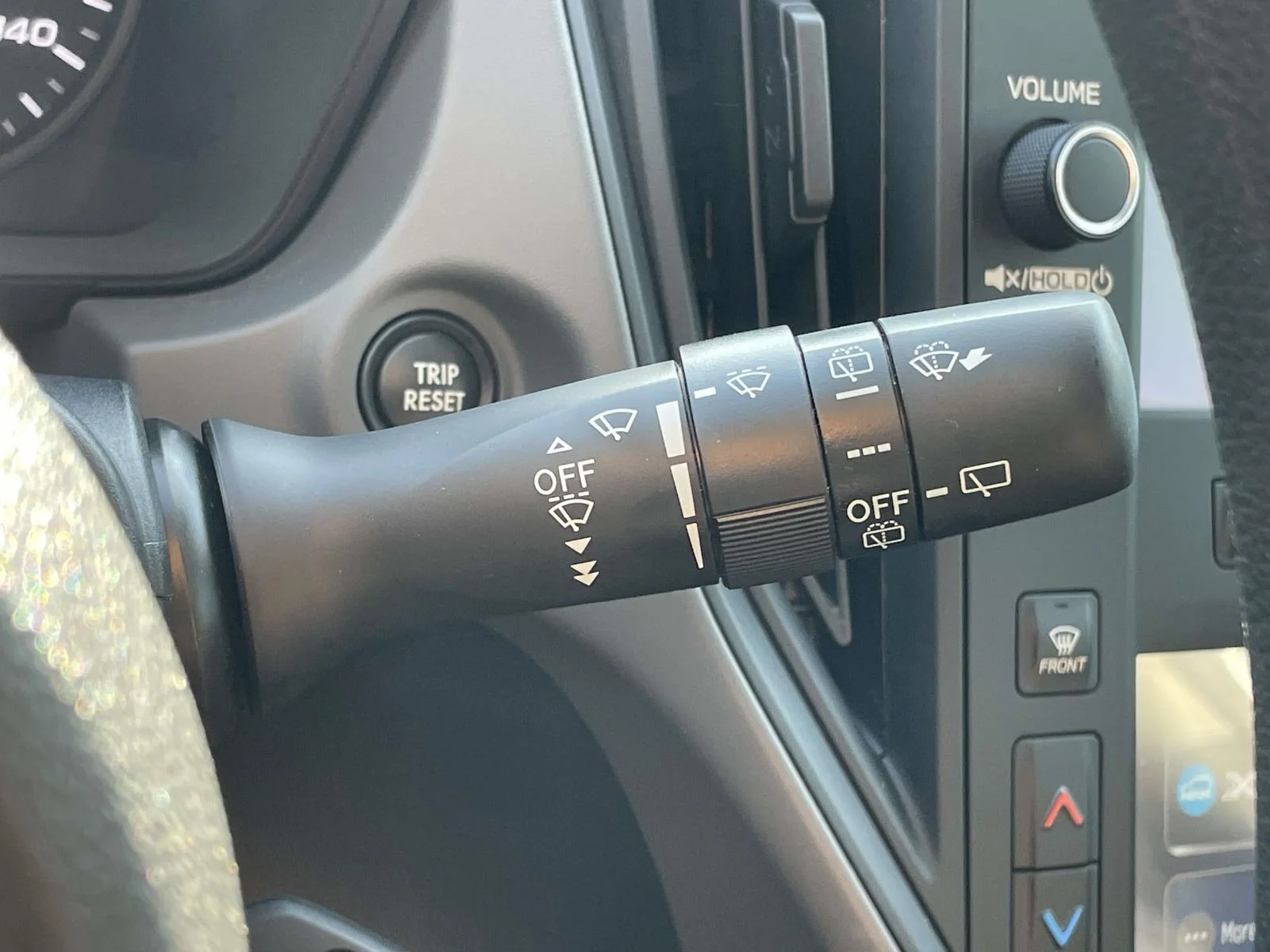 Used 2025 Ice Silver Metallic Subaru Base image 12
