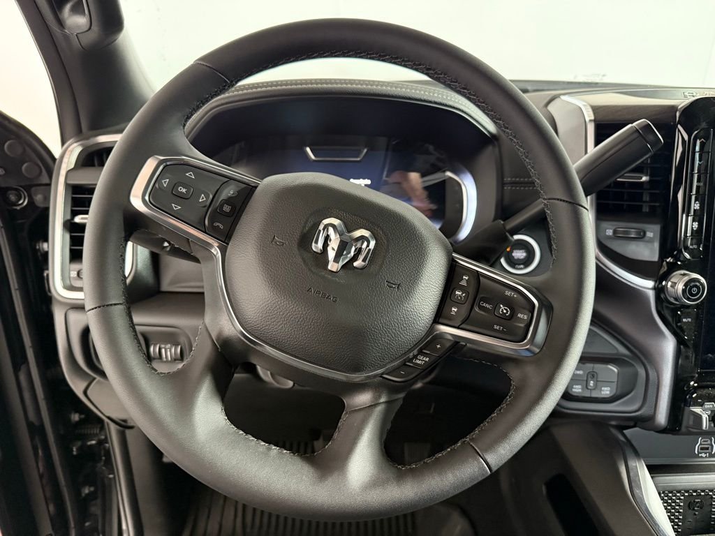 2026 RAM 3500 Laramie - Photo 19