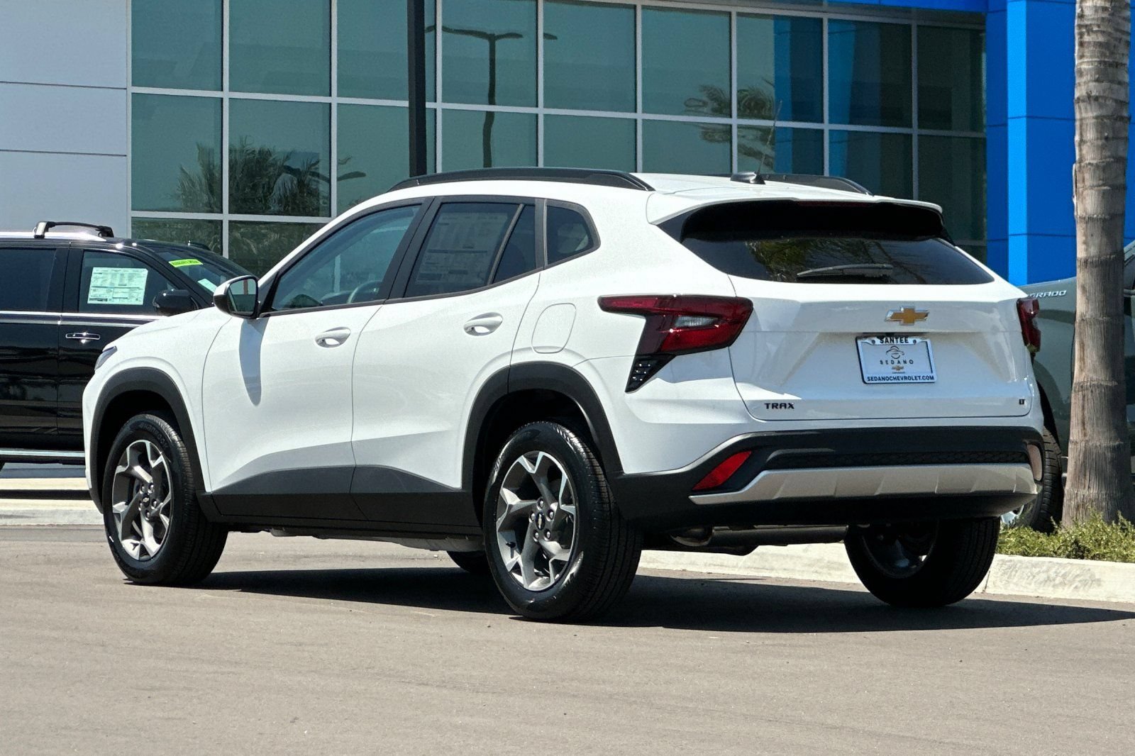 New 2026 Summit White Chevrolet LT image 6