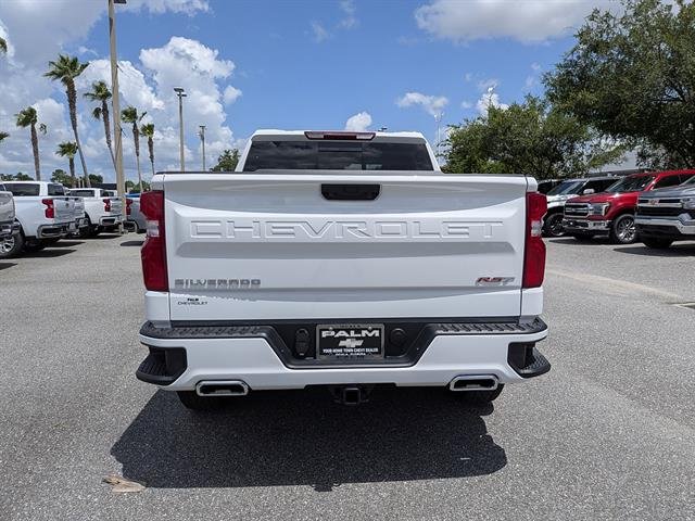 New 2026 Summit White Chevrolet RST image 4