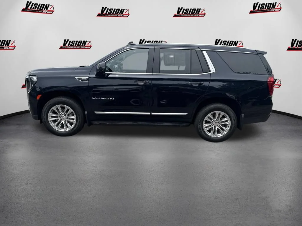 Used 2023 Midnight Blue Metallic GMC SLT image 8