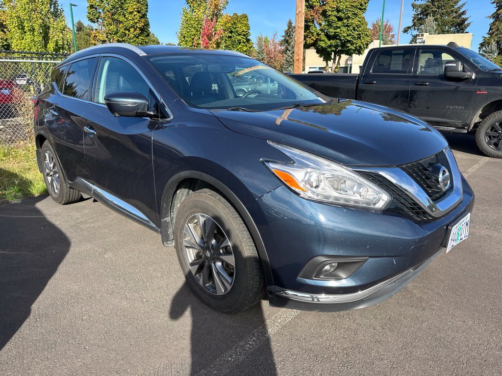 Used 2017 Arctic Blue Metallic Nissan SL image 2