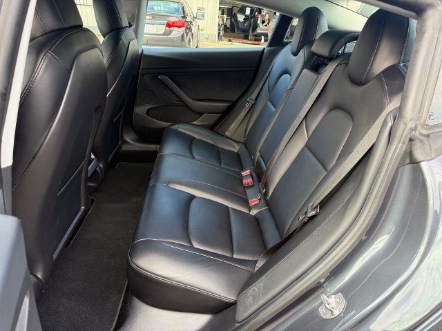 Used 2021 Midnight Silver Metallic Tesla Long Range image 22
