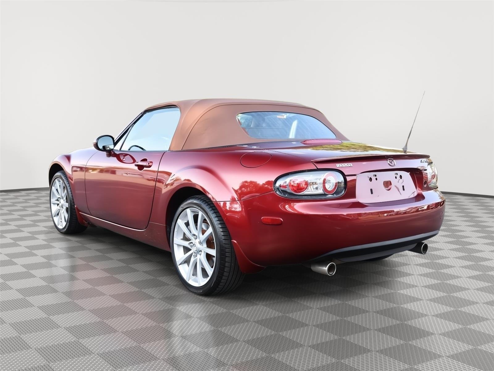 Used 2006 Copper Red Mica Mazda Grand Touring image 5