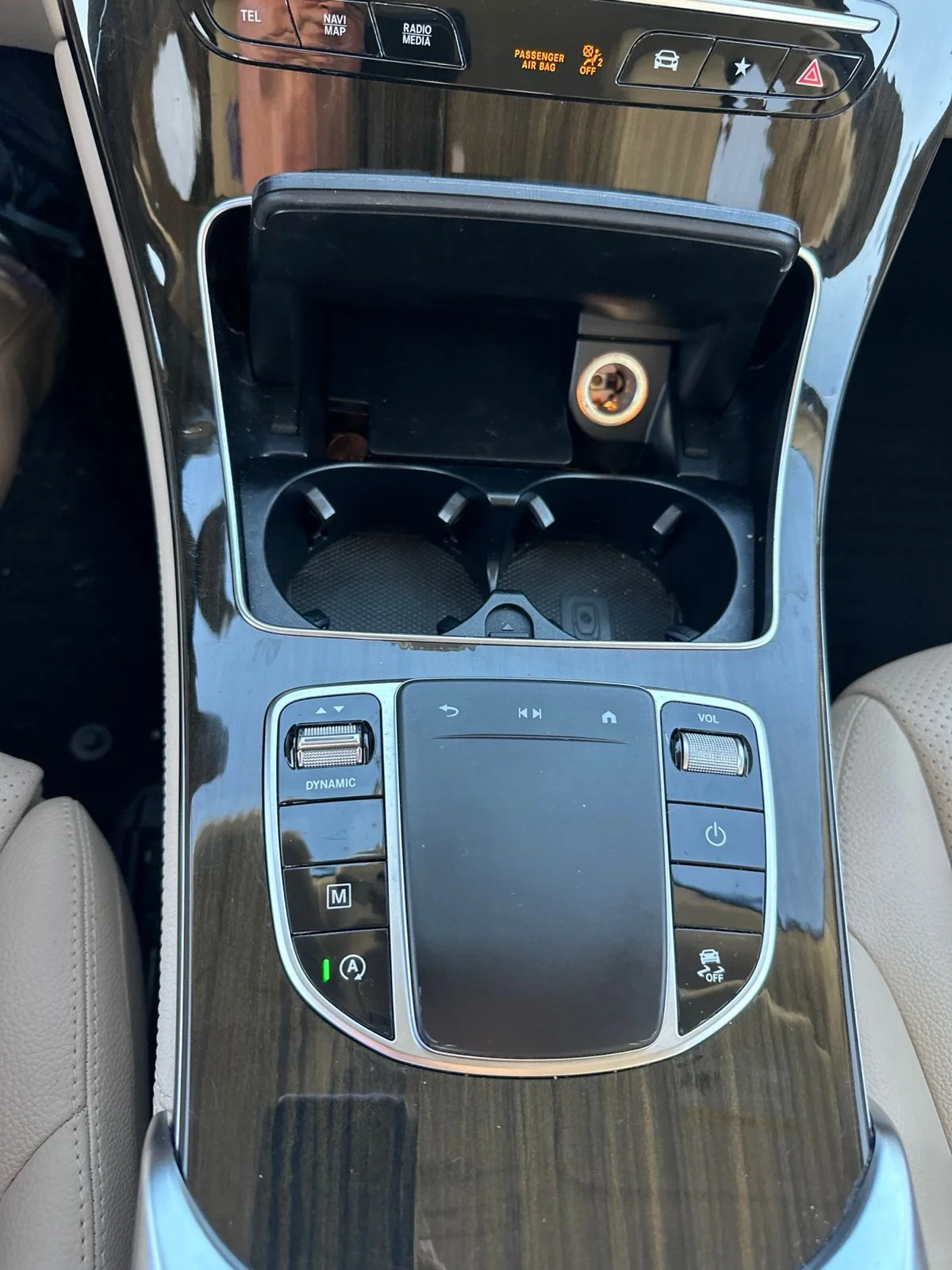 Used 2020 White Mercedes-Benz GLC 300 image 17