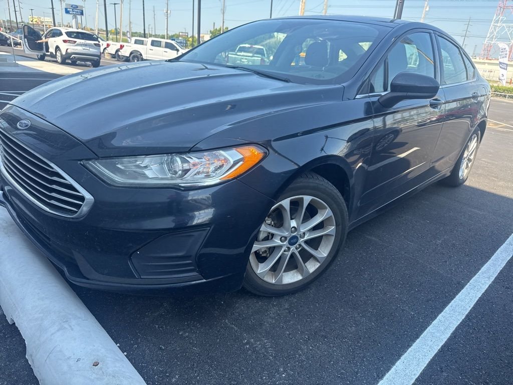 2020 Ford Fusion SE FWD's photo