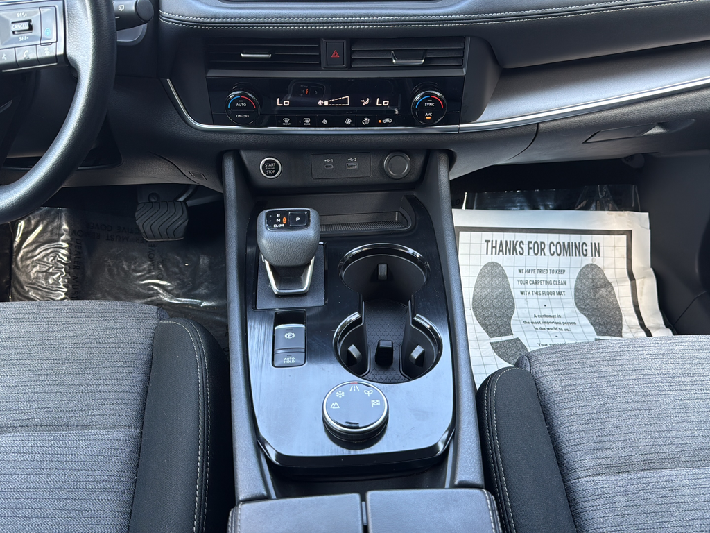 Used 2023 White Nissan SV image 19