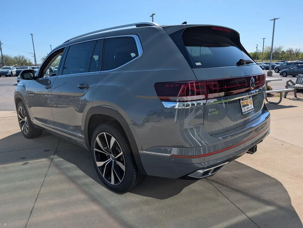 New 2026 Gray Volkswagen 2.0T SEL Premium R-Line image 7
