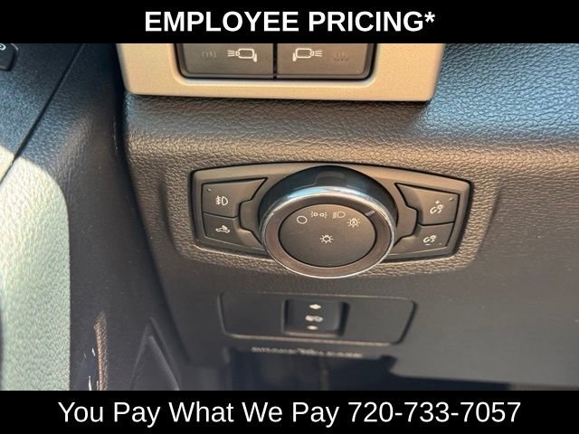 Used 2017 Oxford White Ford Lariat image 33