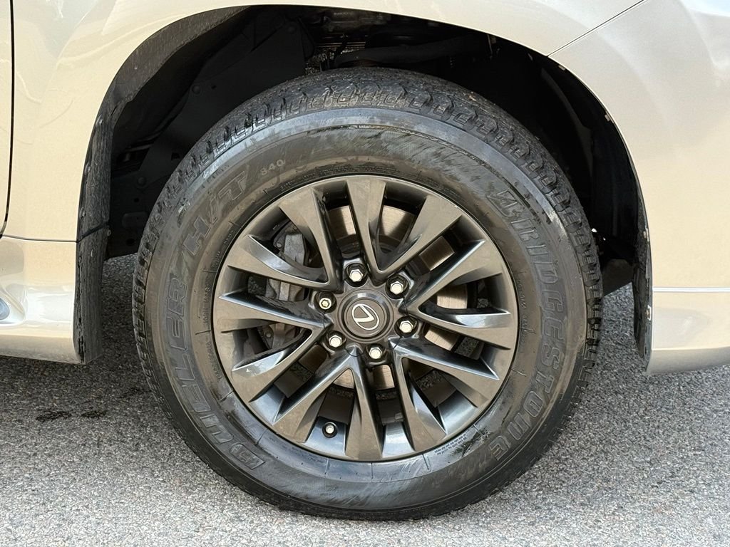 Used 2020 Silver Lexus 460 image 13