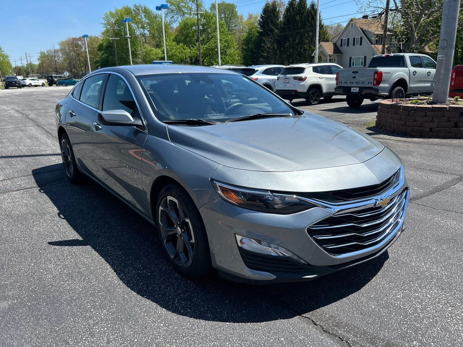 Used 2023 Silver Chevrolet LT image 4