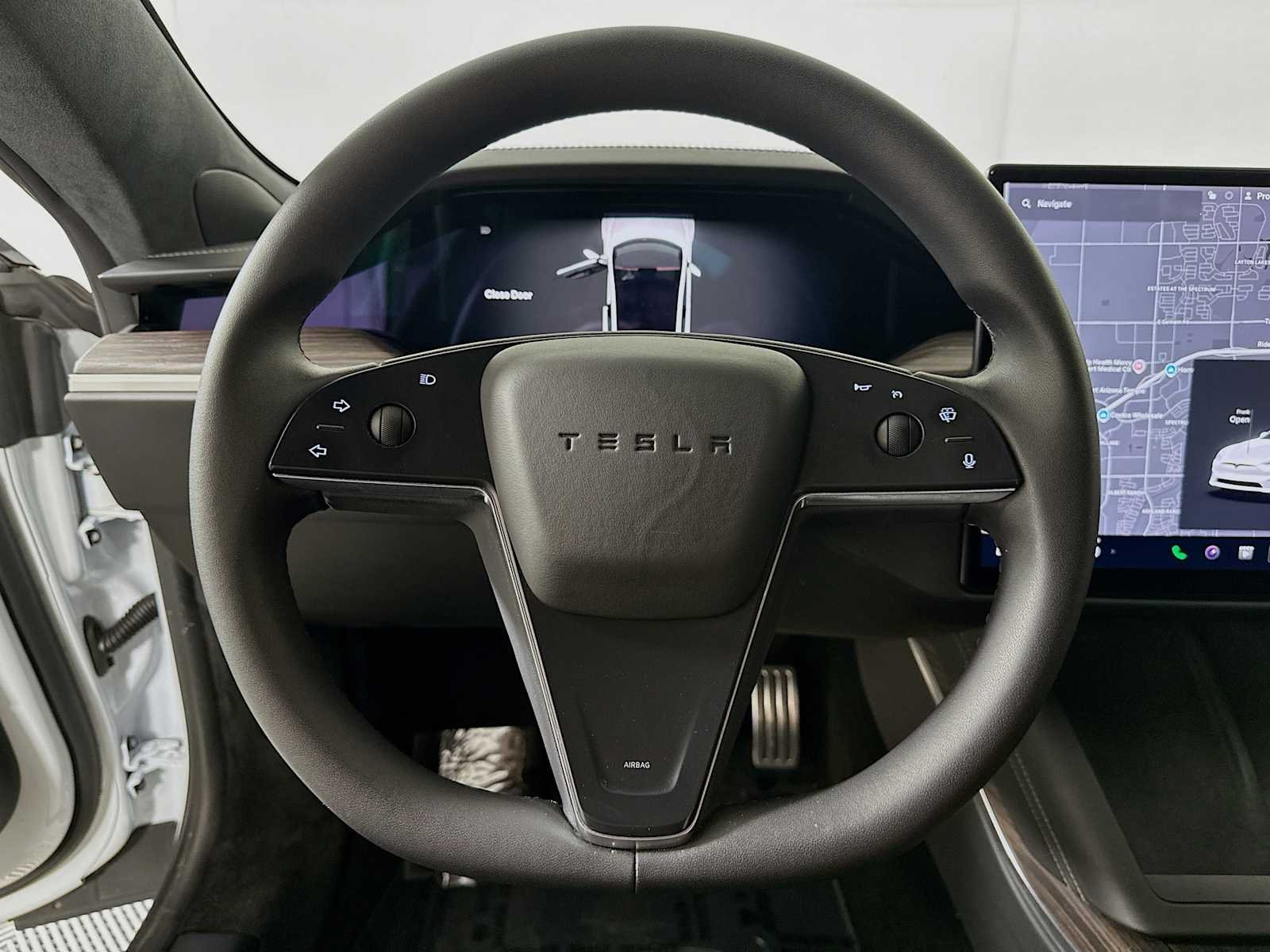 Used 2021 Pearl White Multi-Coat Tesla Plaid image 13