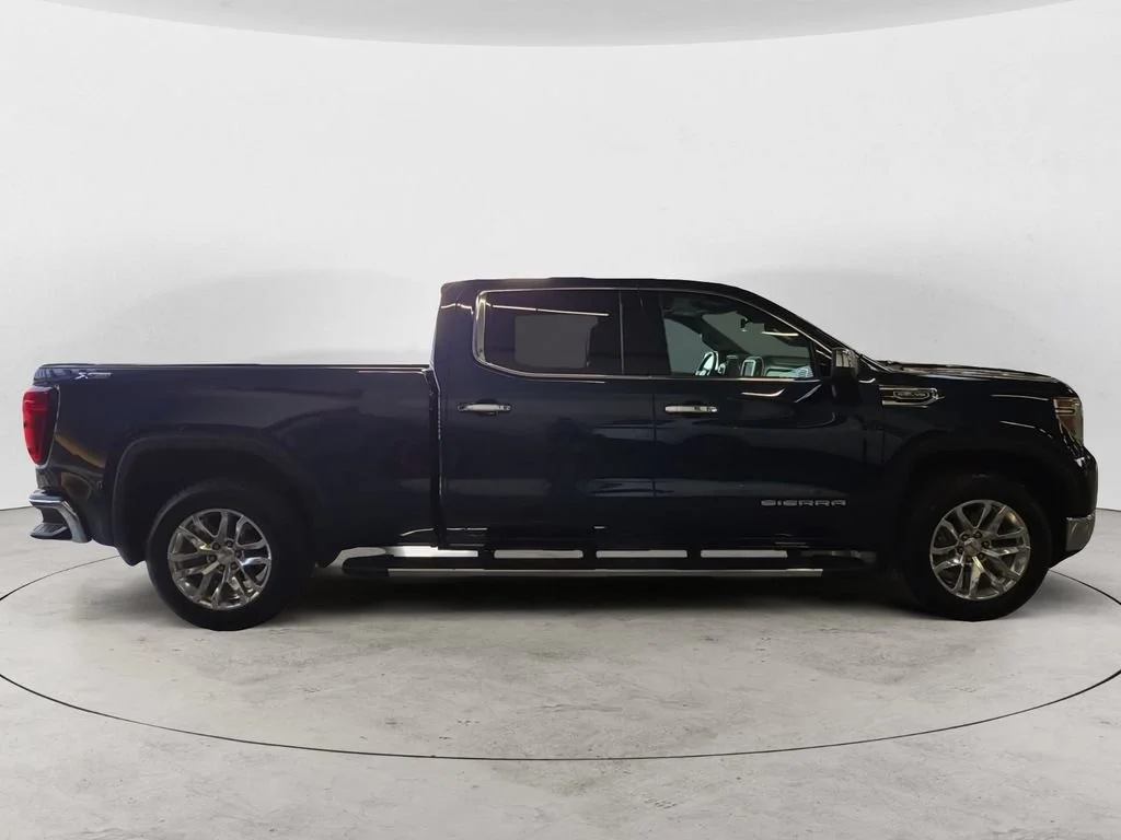 Used 2019 PACIFIC BLUE METALLIC GMC SLT image 4
