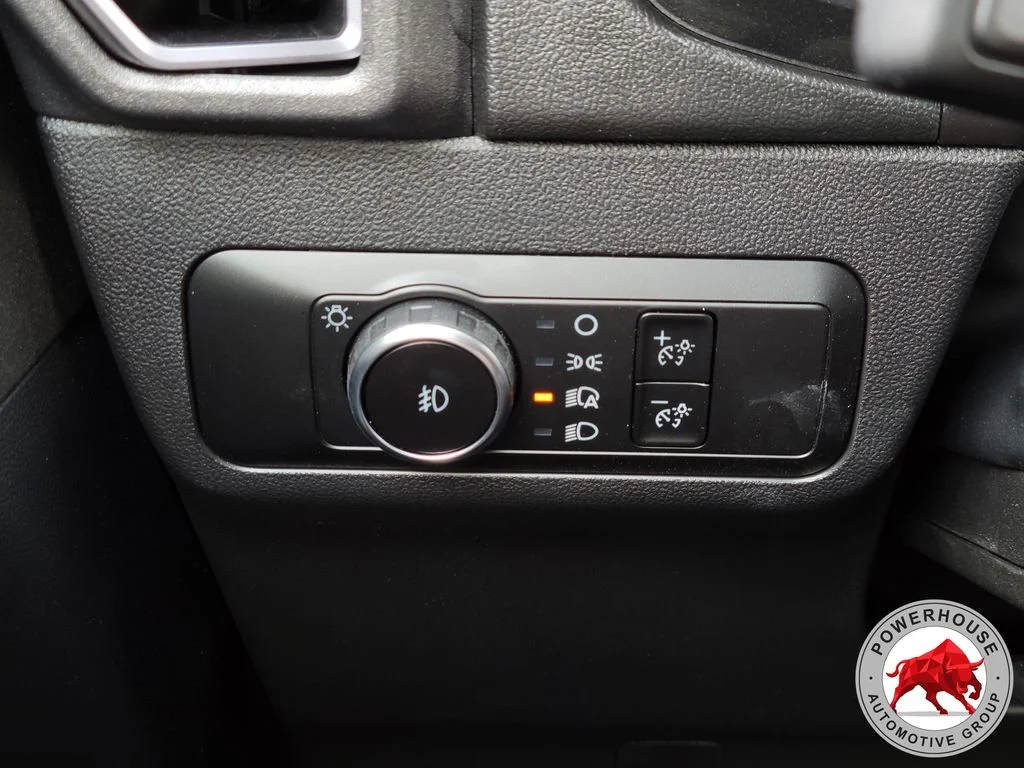 Used 2026 White Ford Badlands image 28