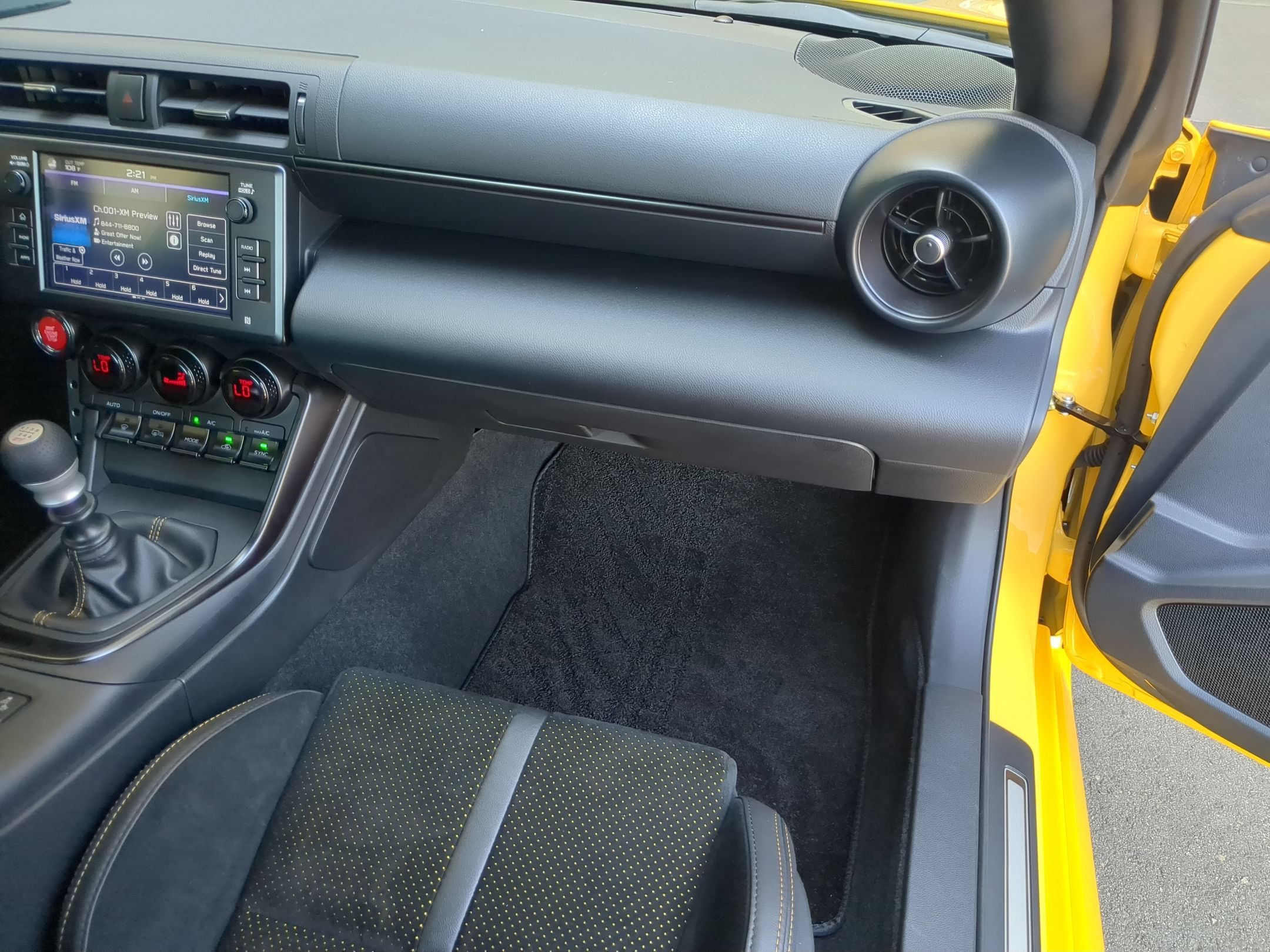Certified Used 2026 Sunrise Yellow Subaru Series.Yellow image 27