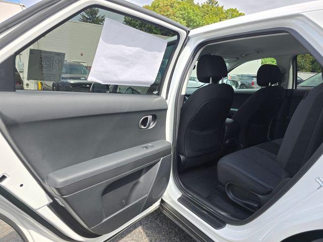 New 2026 White Hyundai SE image 15
