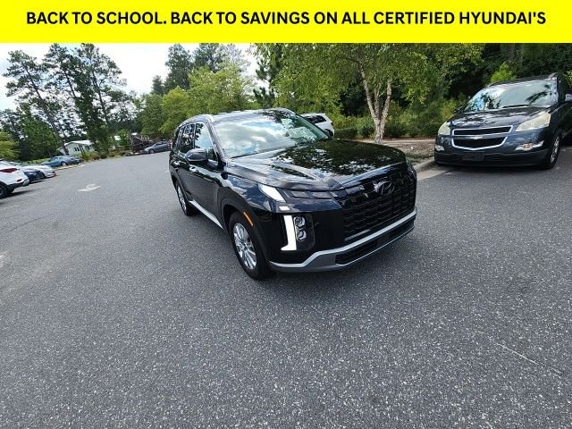Certified Used 2025 Black Hyundai SEL image 3
