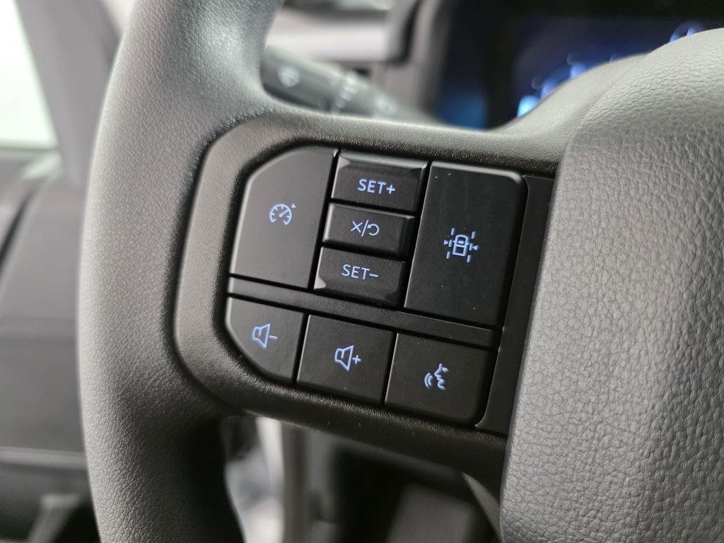 2025 Ford F-150 STX - Photo 32