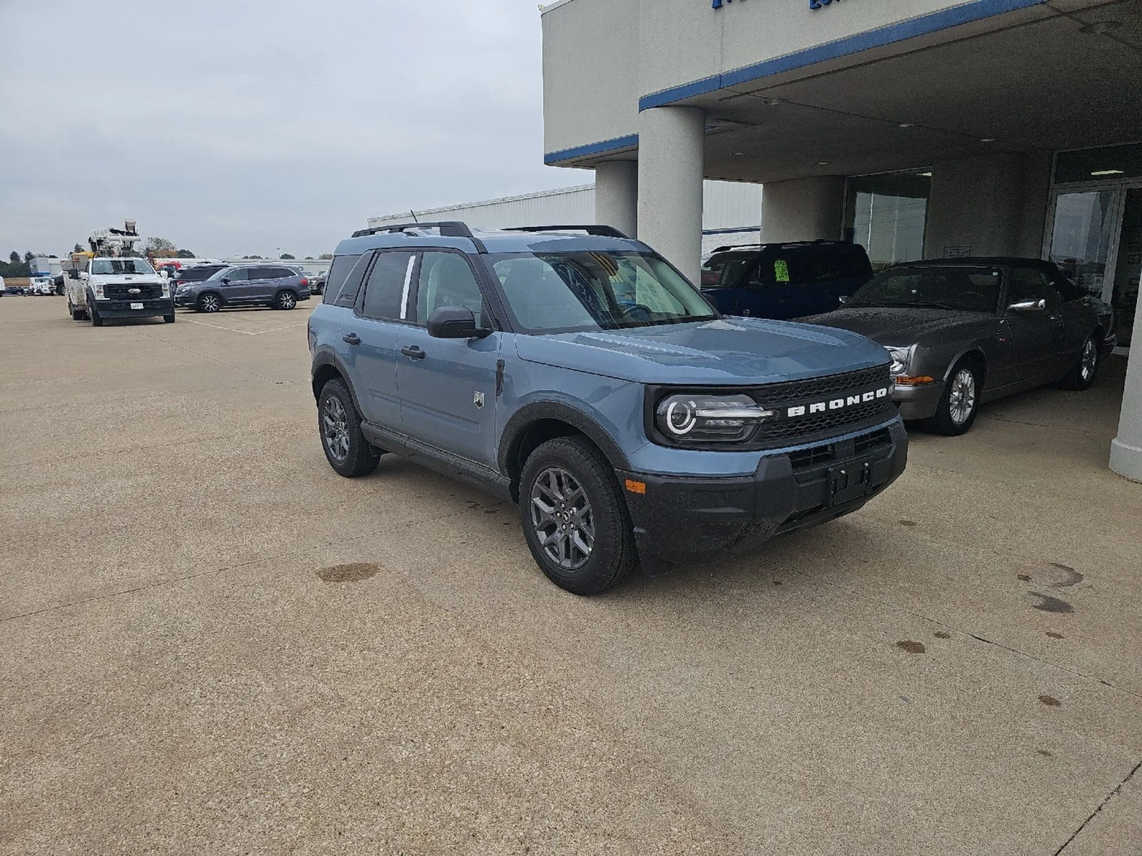 New 2026 Azure Gray Metallic Tri-Coat Ford Big Bend® image 2