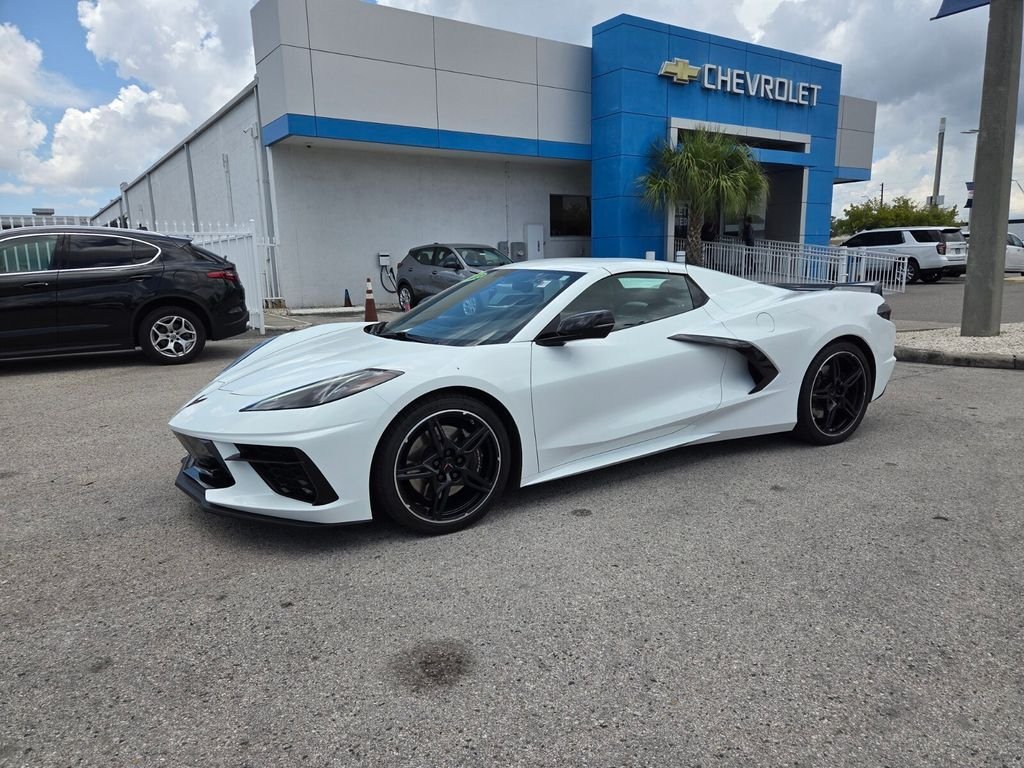 Used 2023 White Chevrolet Stingray image 20