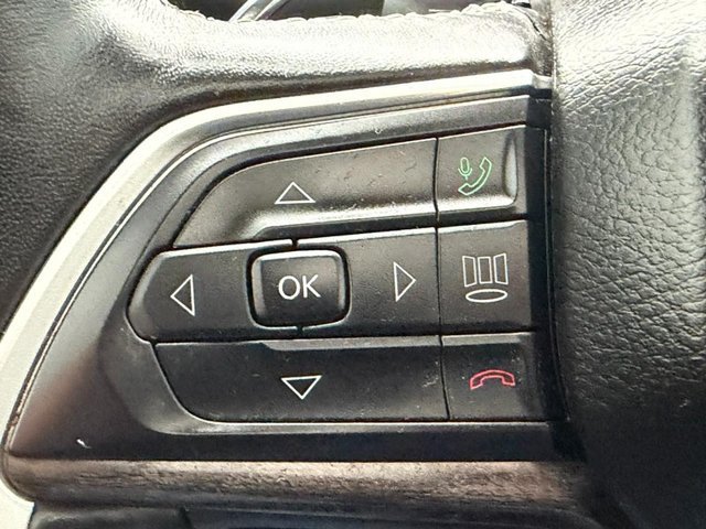 Used 2021 Black Jeep Limited 4x4 image 22