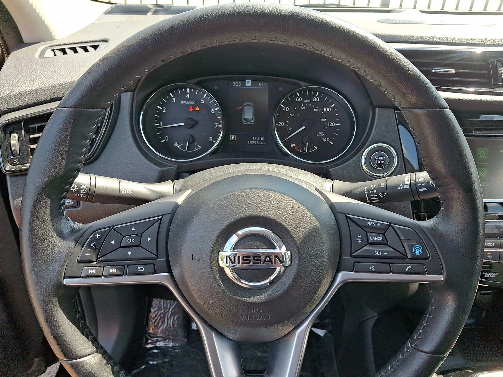 Used 2022 Black Nissan SL AWD Xtronic CVT image 19