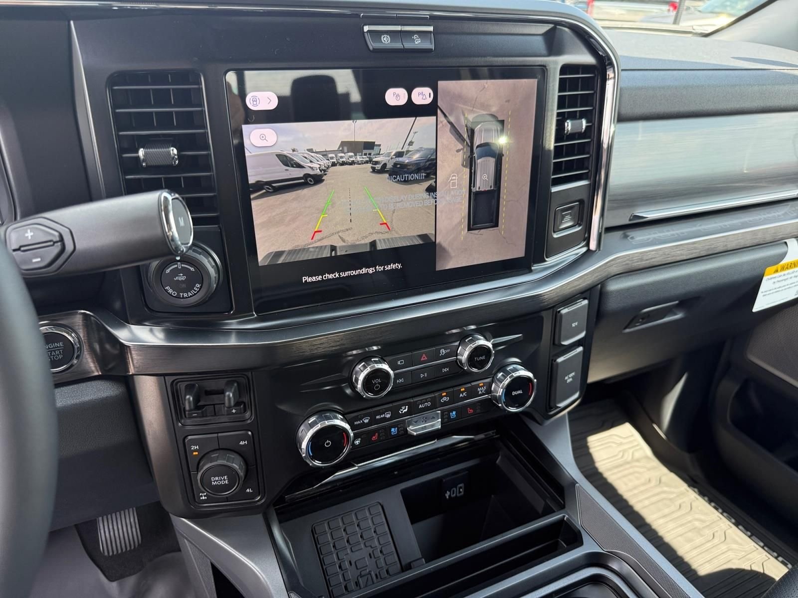 New 2026 Glacier Gray Metallic Tri-Coat Ford F-350® Lariat® image 18