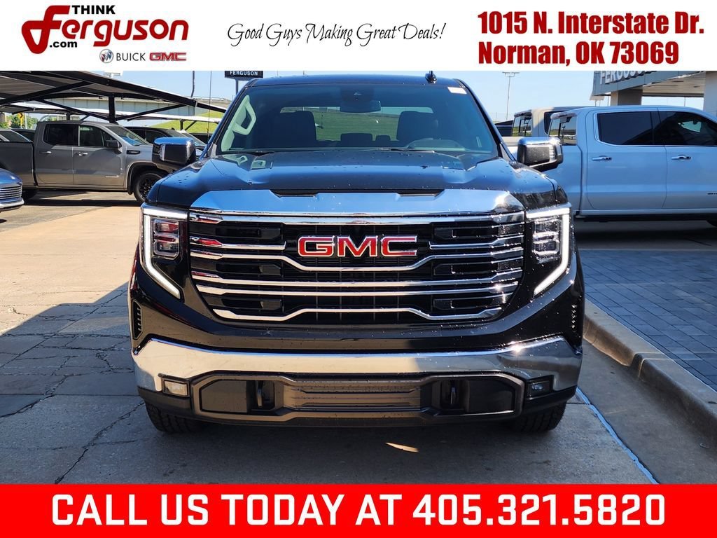 2026 GMC Sierra 1500 SLT - Photo 9