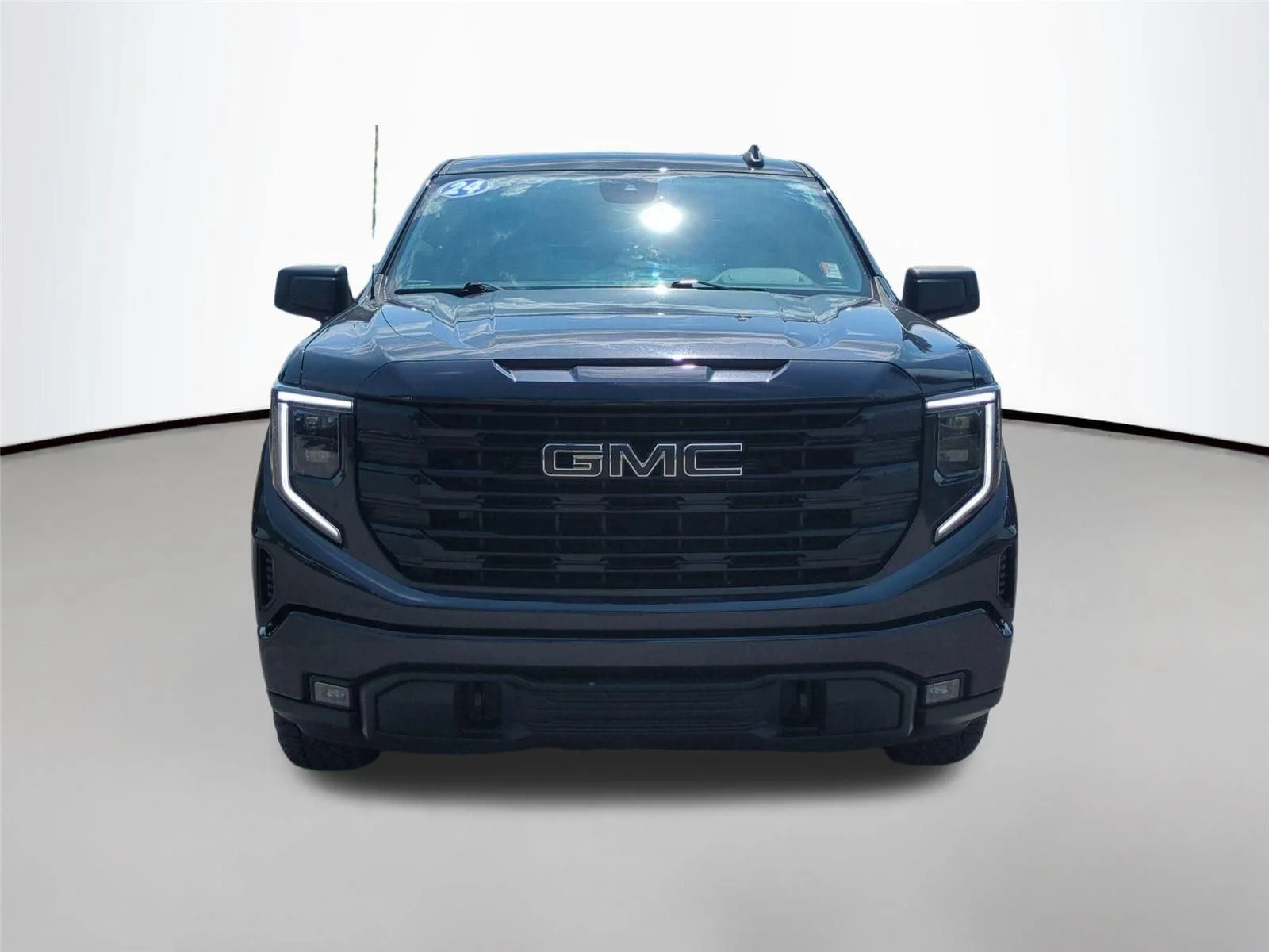 Used 2024 Onyx Black GMC Elevation image 8