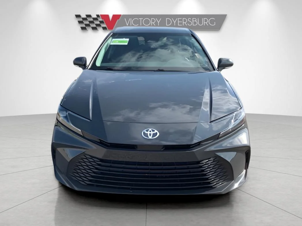 Used 2026  Toyota LE image 3