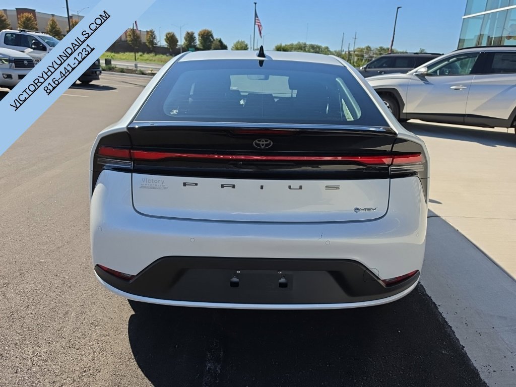 Used 2026 Beige Toyota LE image 4
