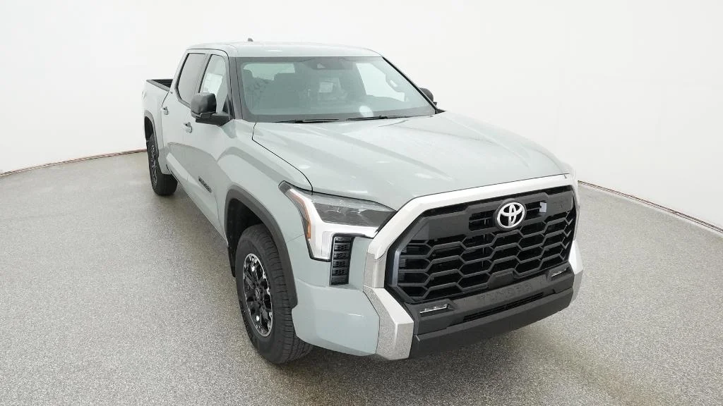 New 2026 Lunar Rock Toyota SR5 image 17