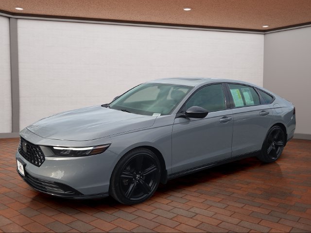 Used 2024 Urban Gray Pearl Honda Sport-L image 26