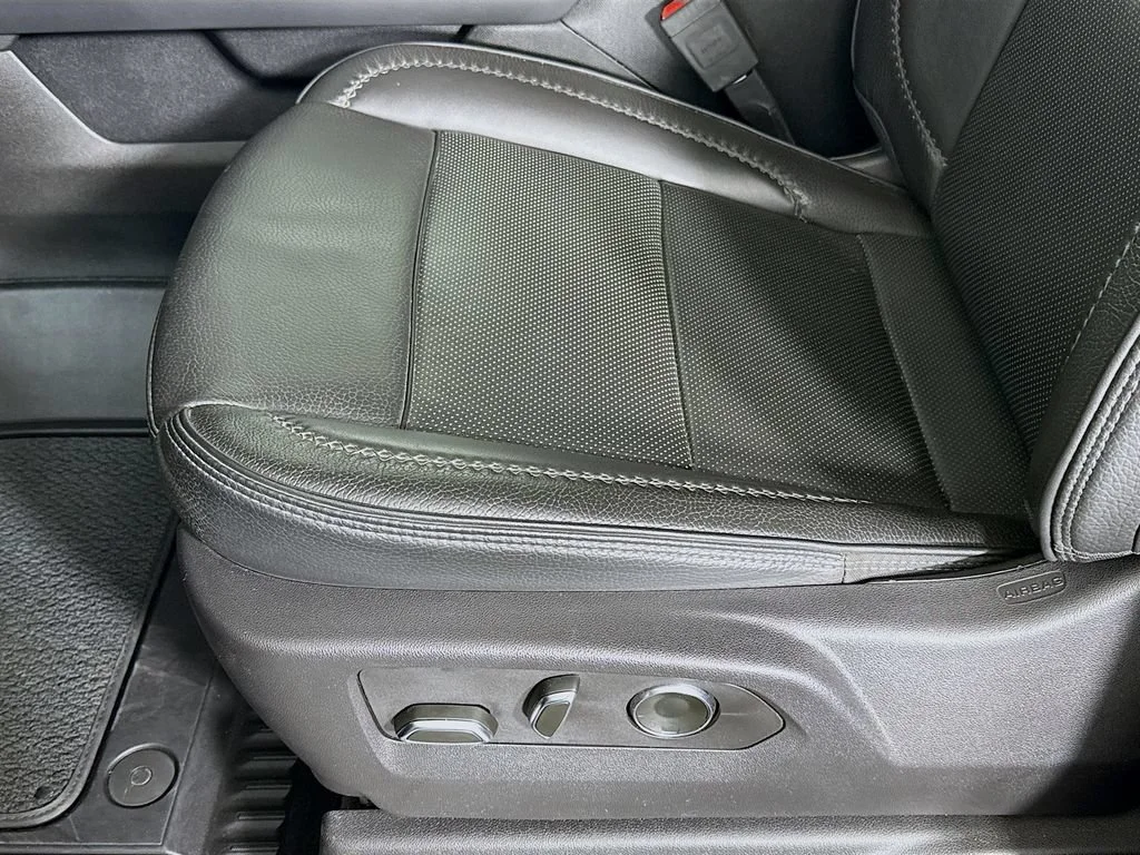 Used 2024 Titanium Rush Metallic GMC Denali image 22
