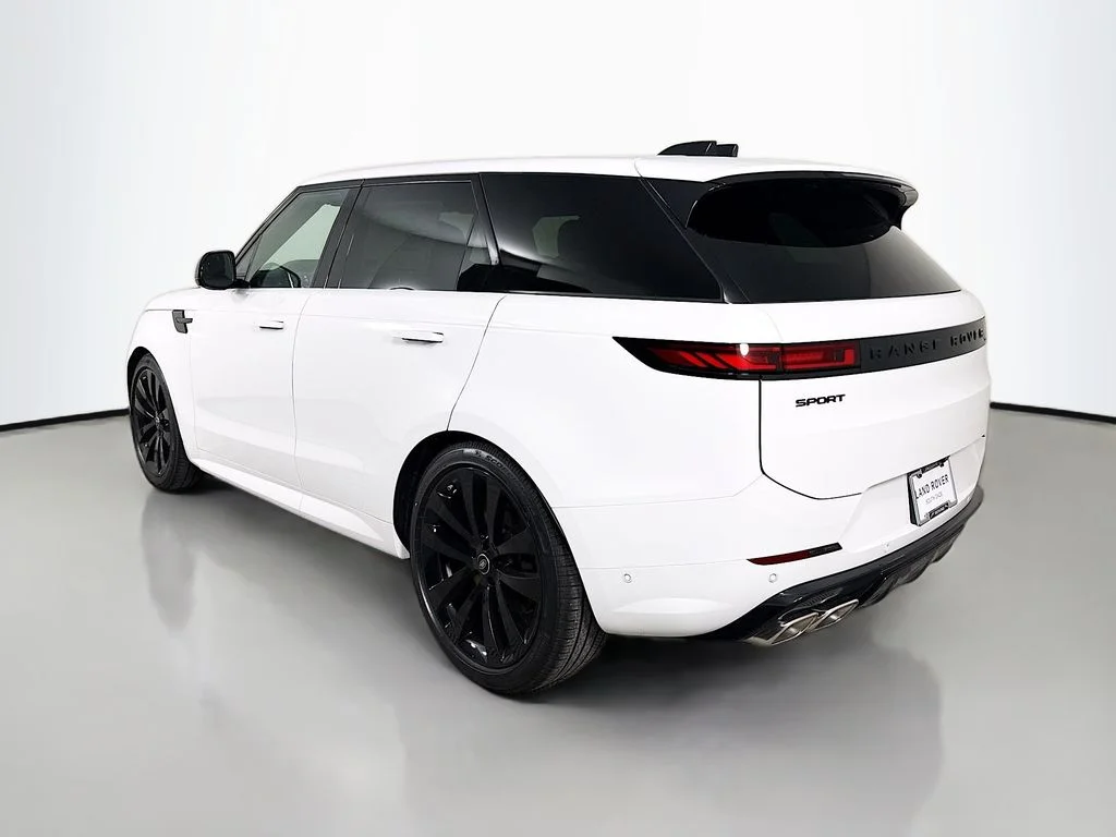 Certified Used 2025 White Land Rover Dynamic SE image 7