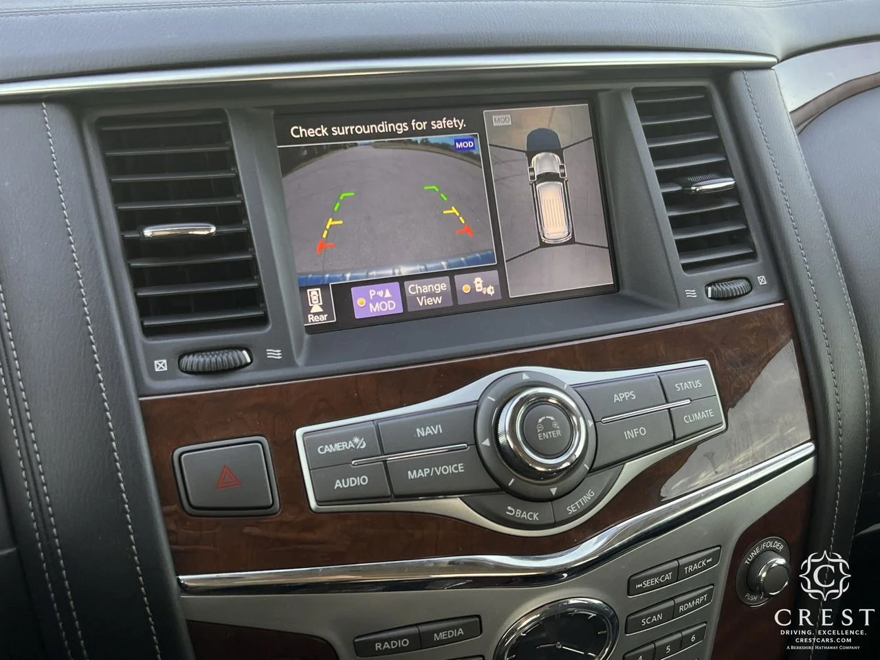Used 2019 Hermosa Blue INFINITI LUXE image 17
