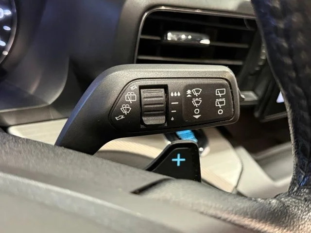 Used 2020 Blue Ford XLT image 17