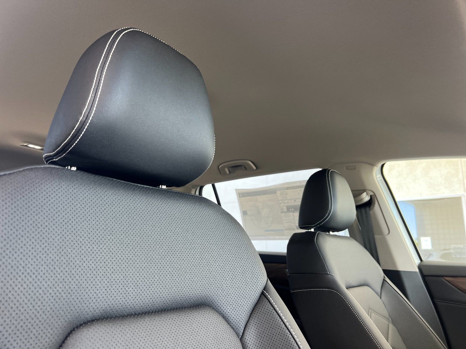 New 2026 Opal White Pearl Volkswagen SE image 17