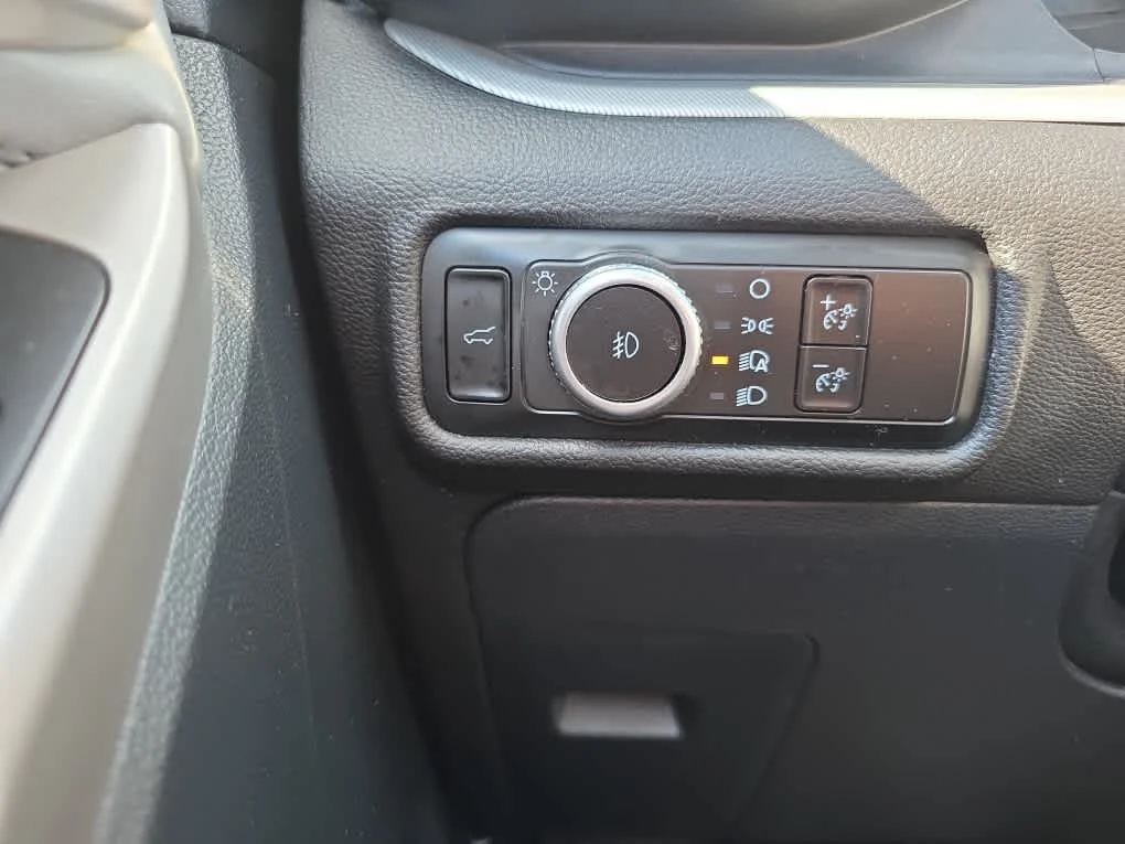 Used 2023 Stone Blue Metallic Ford XLT image 19