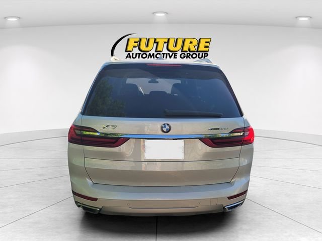 Used 2022 White BMW xDrive40i image 4