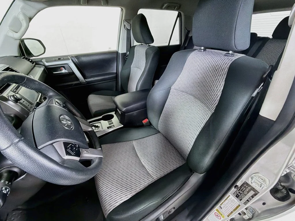Certified Used 2019 Silver Toyota SR5 image 12