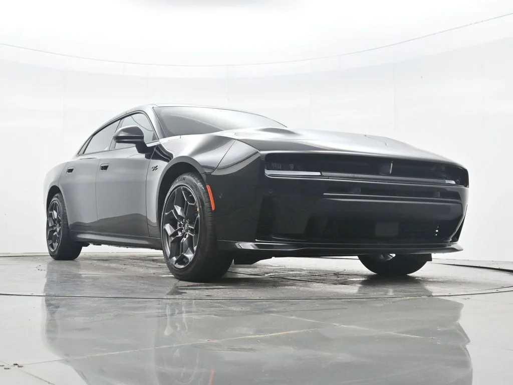 New 2026 Diamond Black Crystal Pearlcoat Dodge R/T image 35