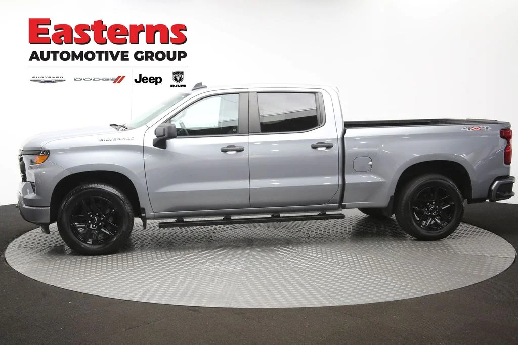 Used 2024 Gray Chevrolet Custom image 60