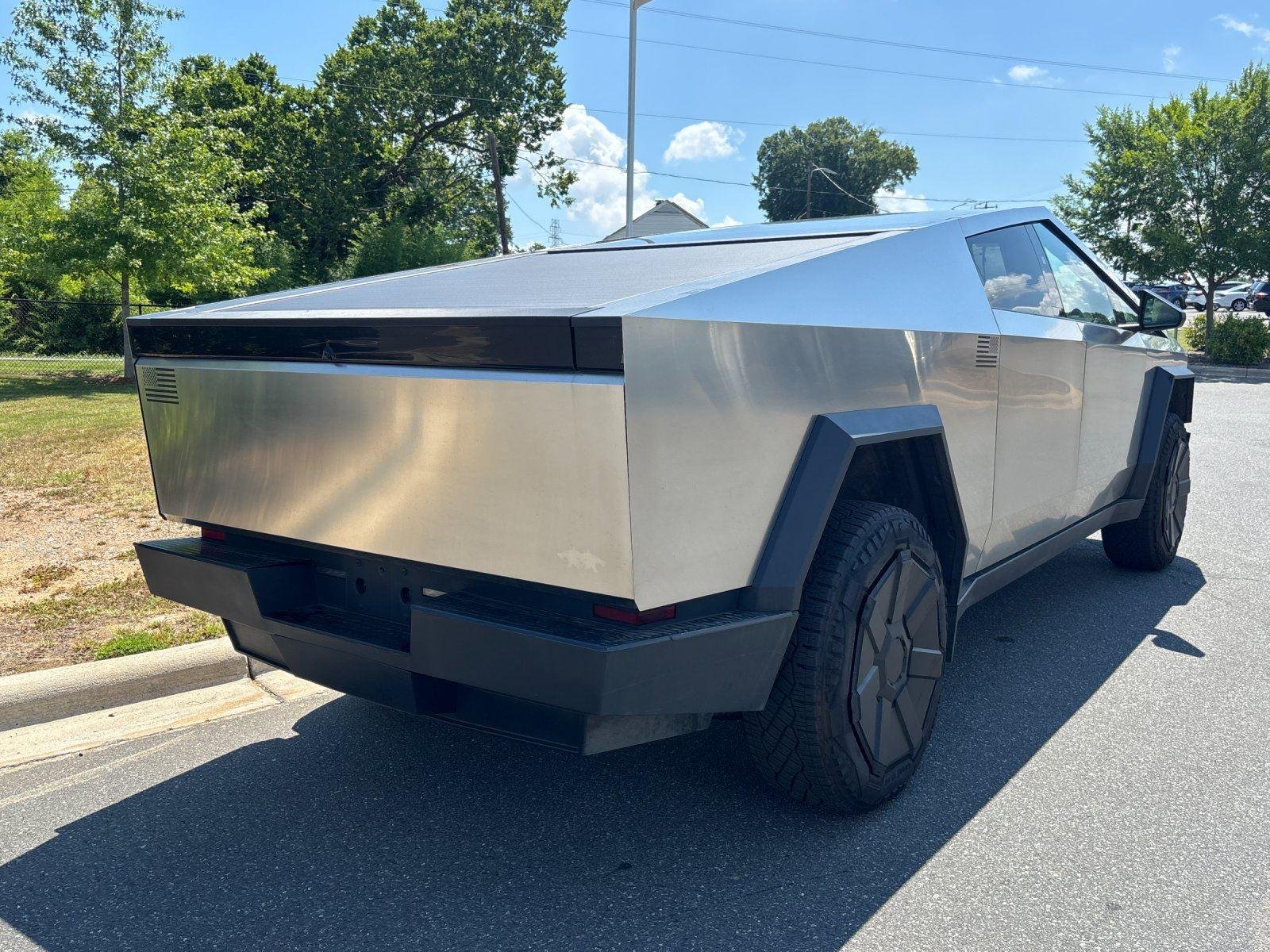 Used 2024  Tesla Cyberbeast image 5