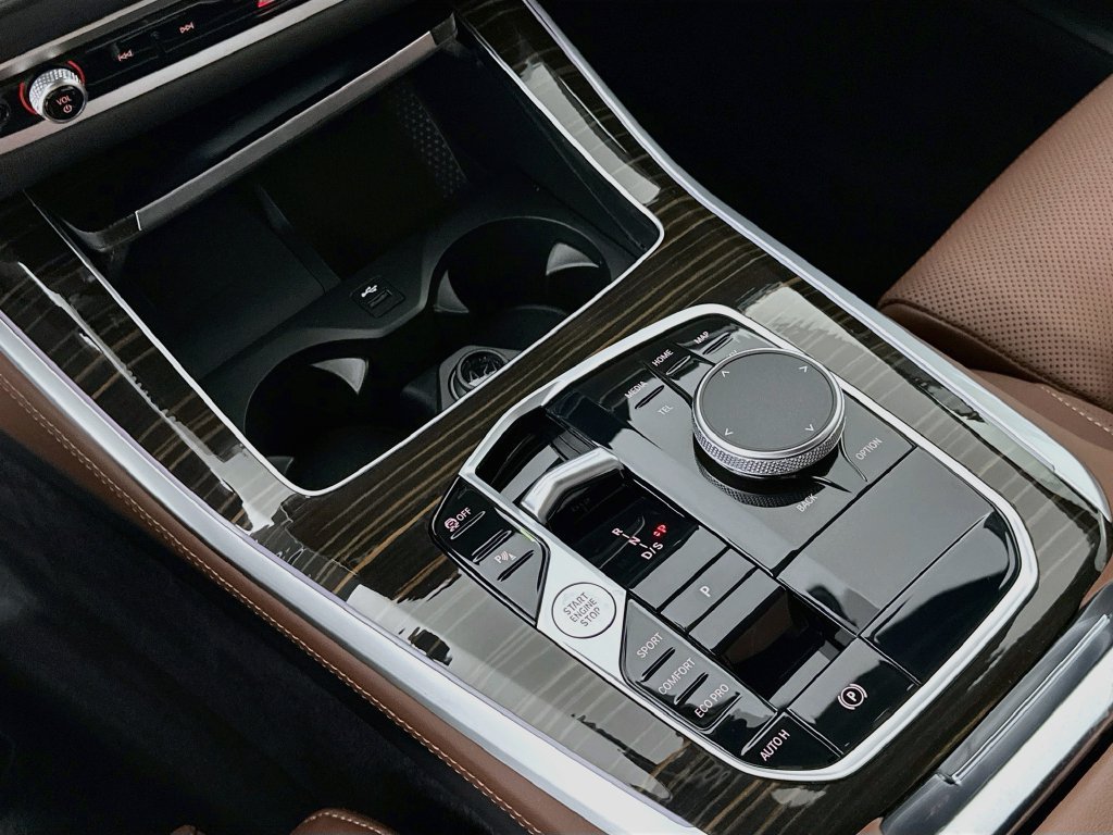 2026 BMW X5 40i - Photo 17